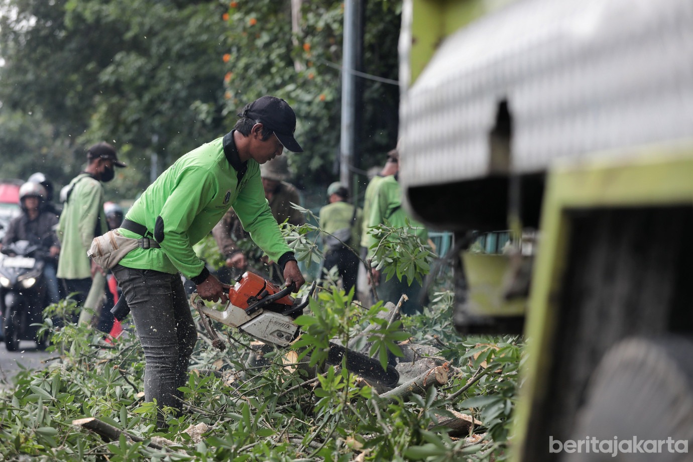 CRM menjadi sistem pengaduan resmi di Jakarta. Untuk meningkatkan kualitasnya, mari isi survei di artikel ini! 