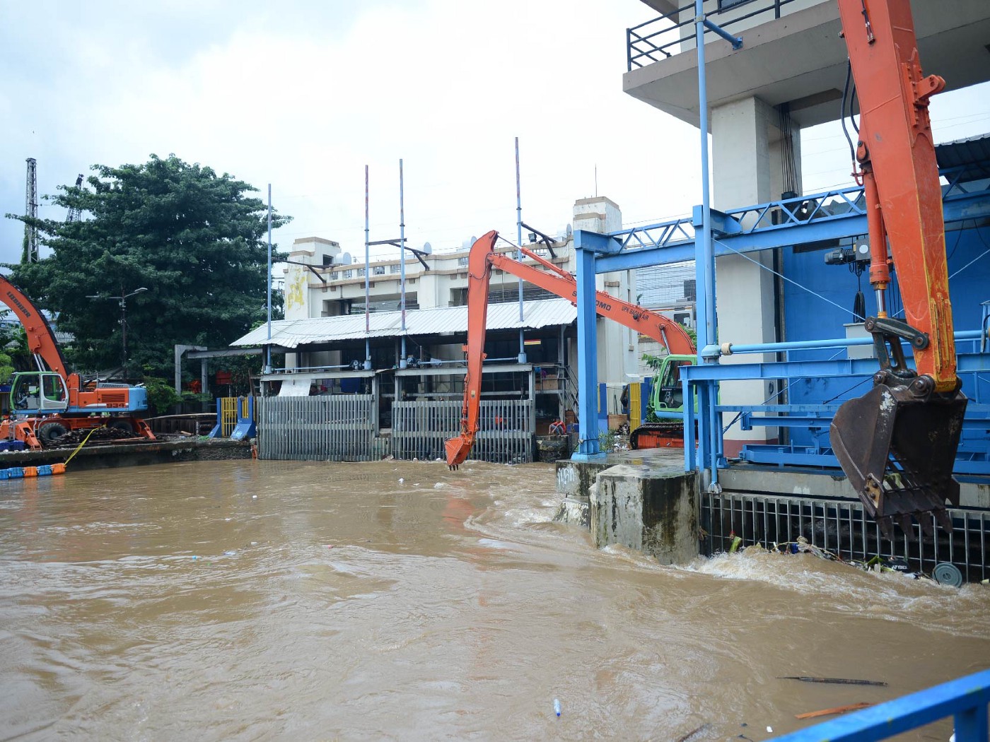 Cara Pemprov DKI Lakukan Mitigasi Banjir Di Jakarta || Jakarta Smart City