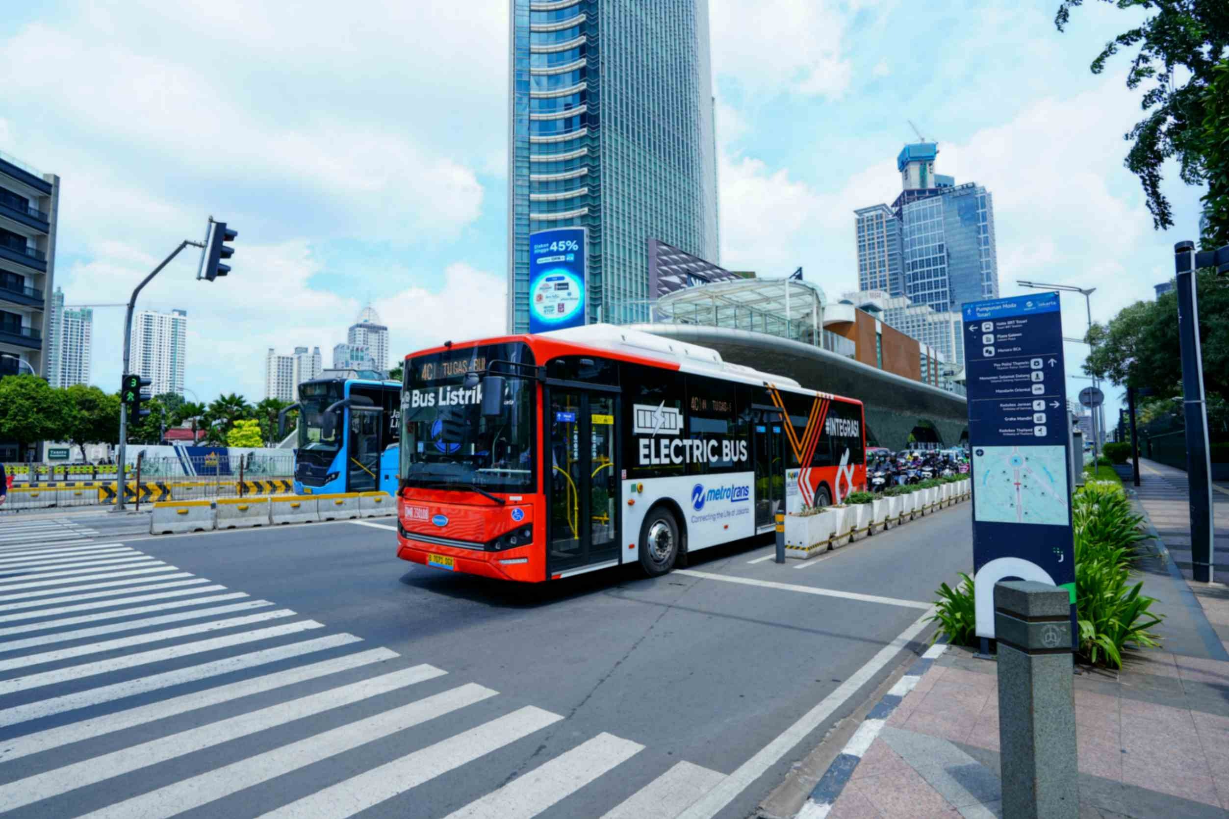 transjakarta Smart Mobility bus listrik